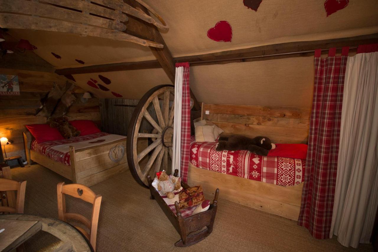 Gite "Le Refuge" Dans Un Domaine De 7Ha Au Calme Vimoutiers Exterior photo