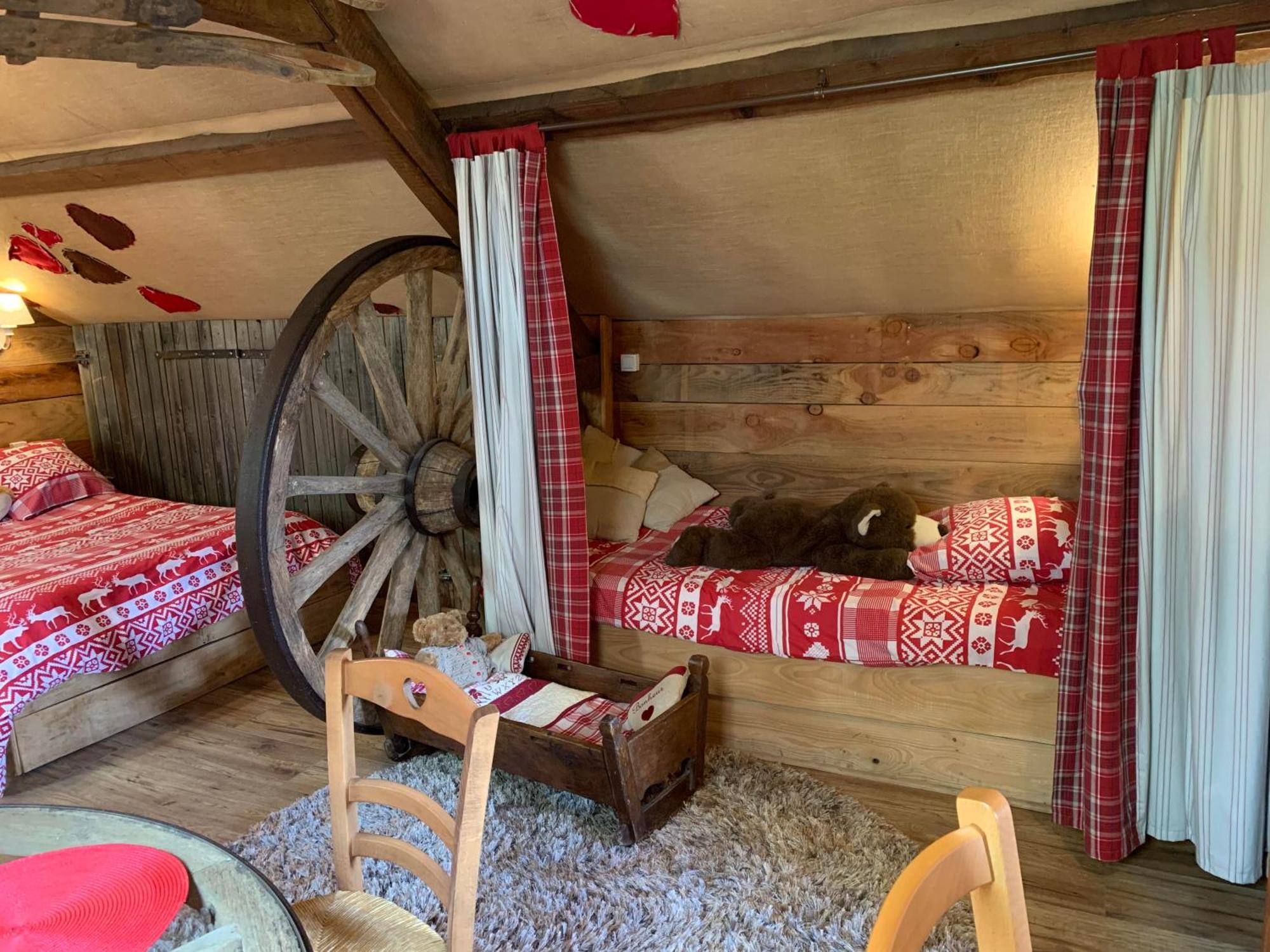 Gite "Le Refuge" Dans Un Domaine De 7Ha Au Calme Vimoutiers Exterior photo